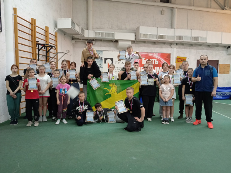 Соревнования по гиревому спорту посвященные Дню защитника Отечества..